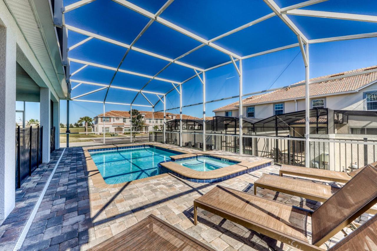 Sky View Mansion * Davenport